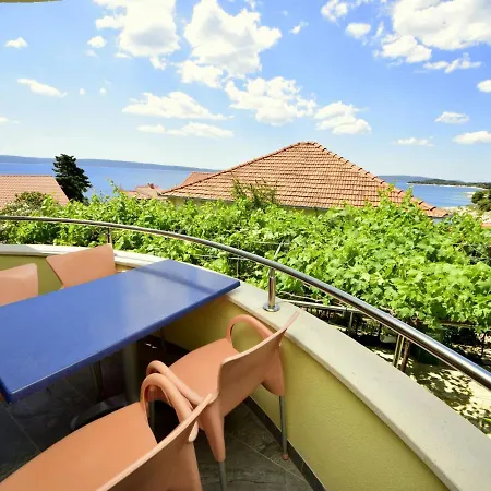 Apartment Apartment Villa Andjelka-4 By Interhome