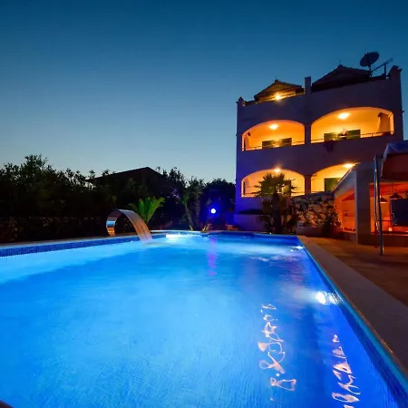 Apartment Villa Andjelka-4 By Interhome Trogir