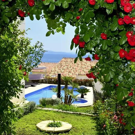 Apartment Villa Andjelka-4 By Interhome